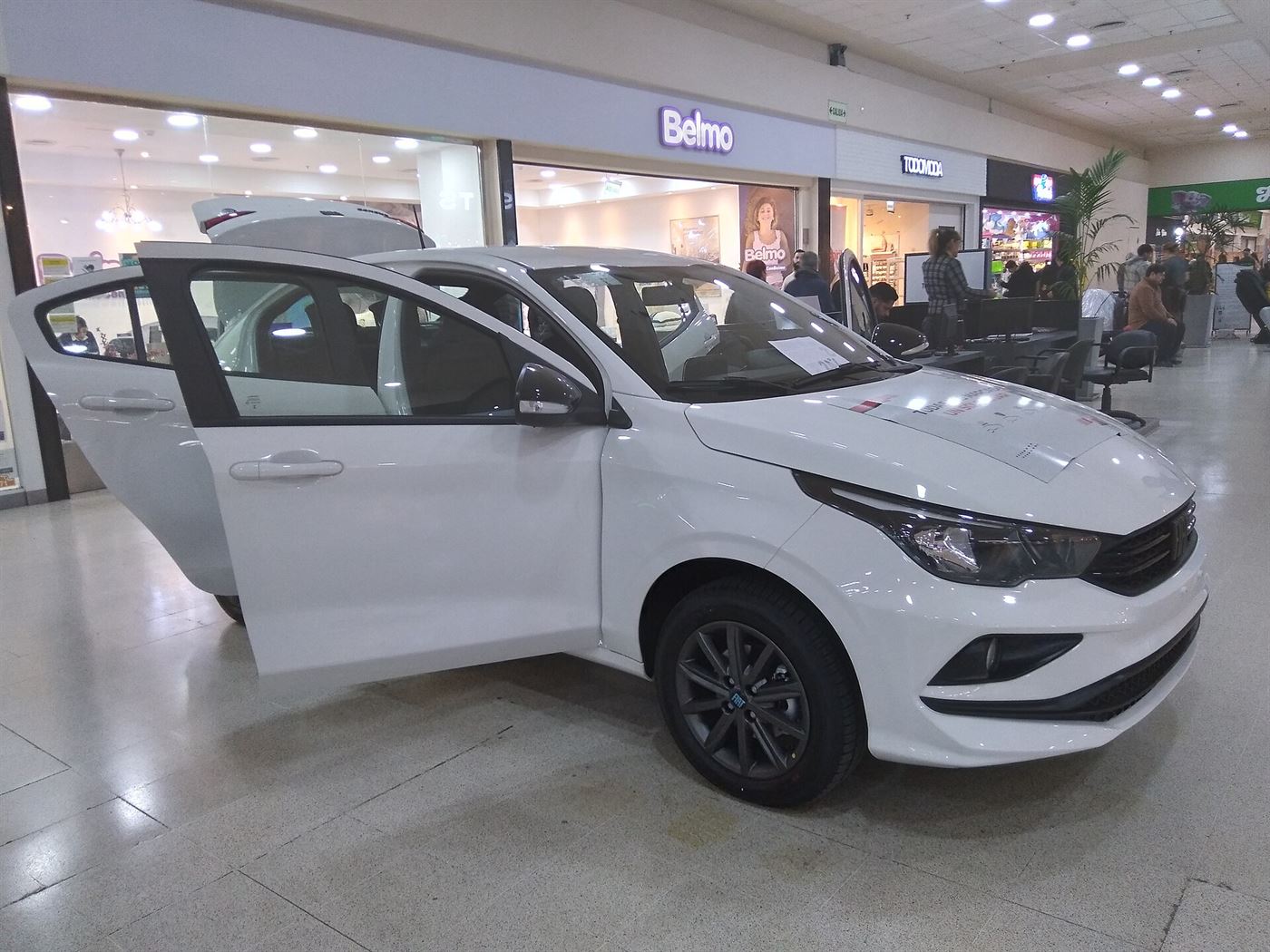 Fiat Cronos 1.3 Drive Pack Conectividad 2022 — foto 2