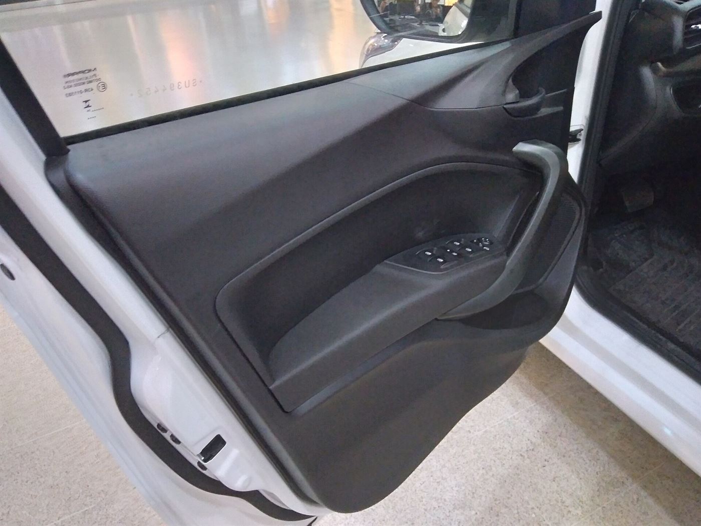 Fiat Cronos 1.3 Drive Pack Conectividad 2022 — foto 3